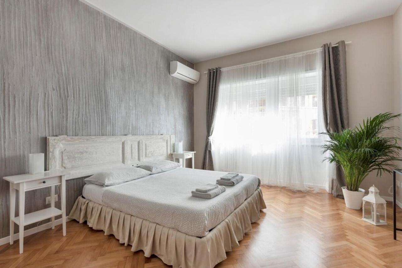 Regina Luxury Flat Apartment โรม ภายนอก รูปภาพ